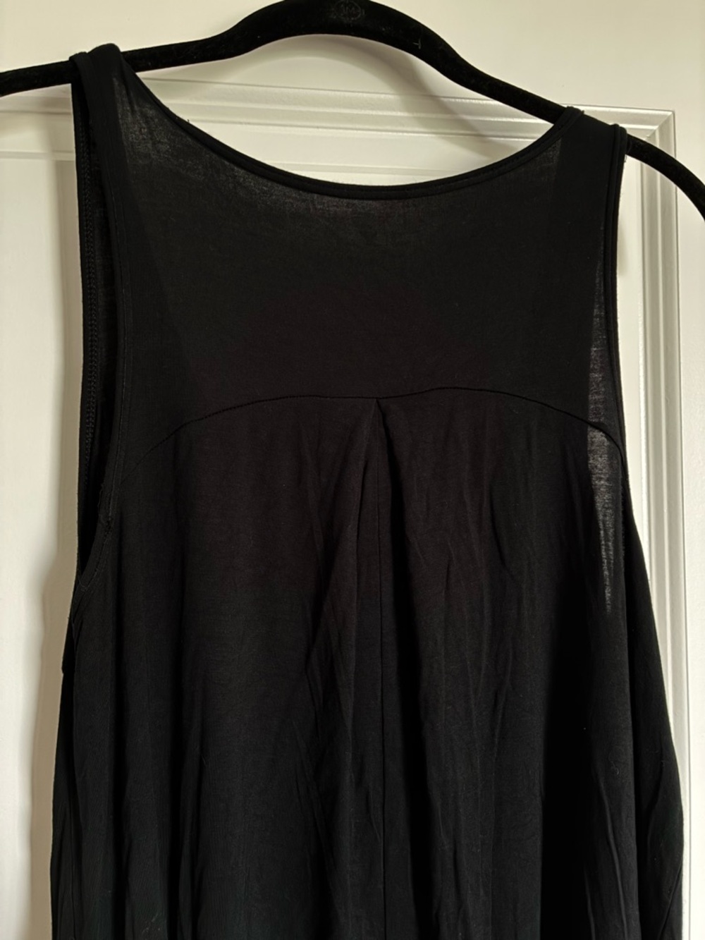 American Eagle Outfitters Black Scoop Neck Tank - Picture 4 of 8